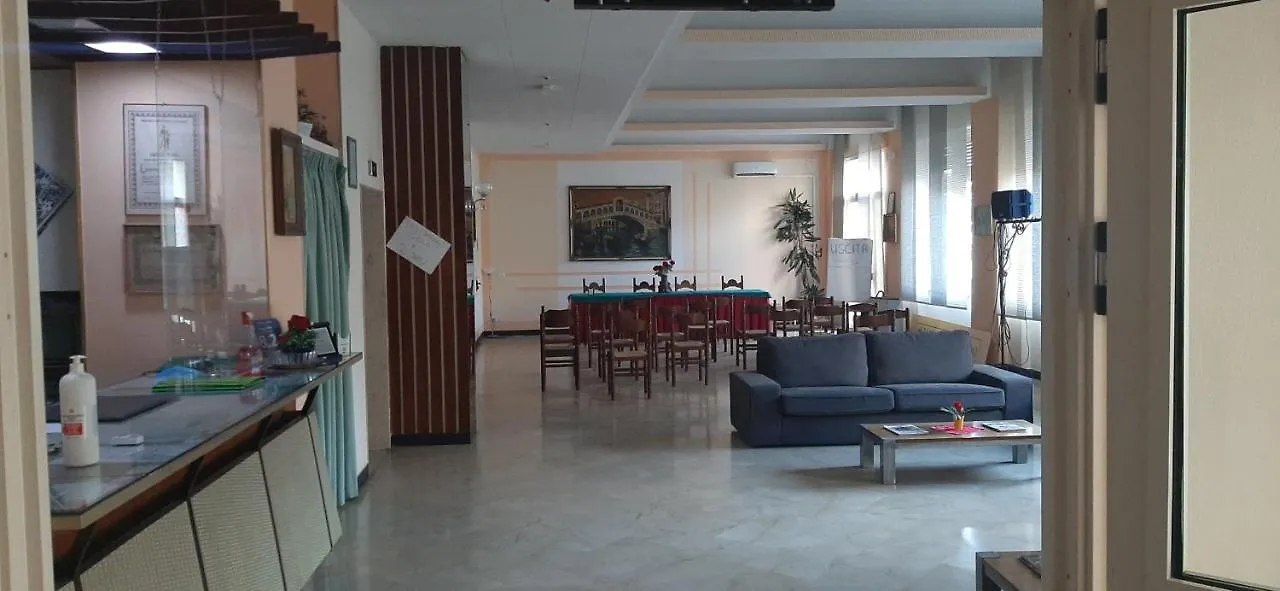 George Hotel Barcellona Pozzo di Gotto
